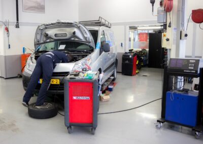 AutoRuesink - Werkplaats